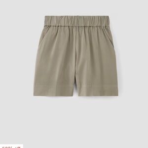 Everlane - The Easy Short